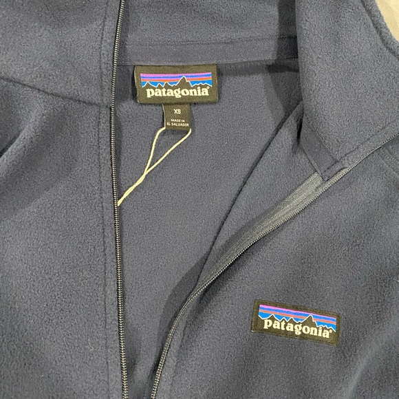 Woman’s Micro D 1/4 Zip, size XS - Picture 2 of 4